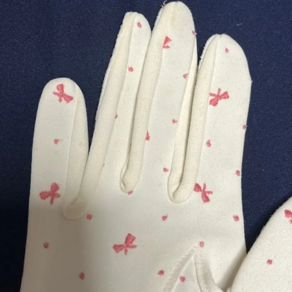 VTG Dressy White w/Pink Embroidered Ribbons Wristlet Gloves Petite Size 6